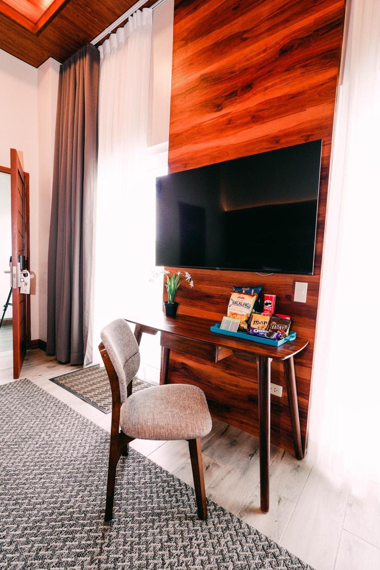 Hotel Kimberly Tagaytay Tagaytay City Buitenkant foto