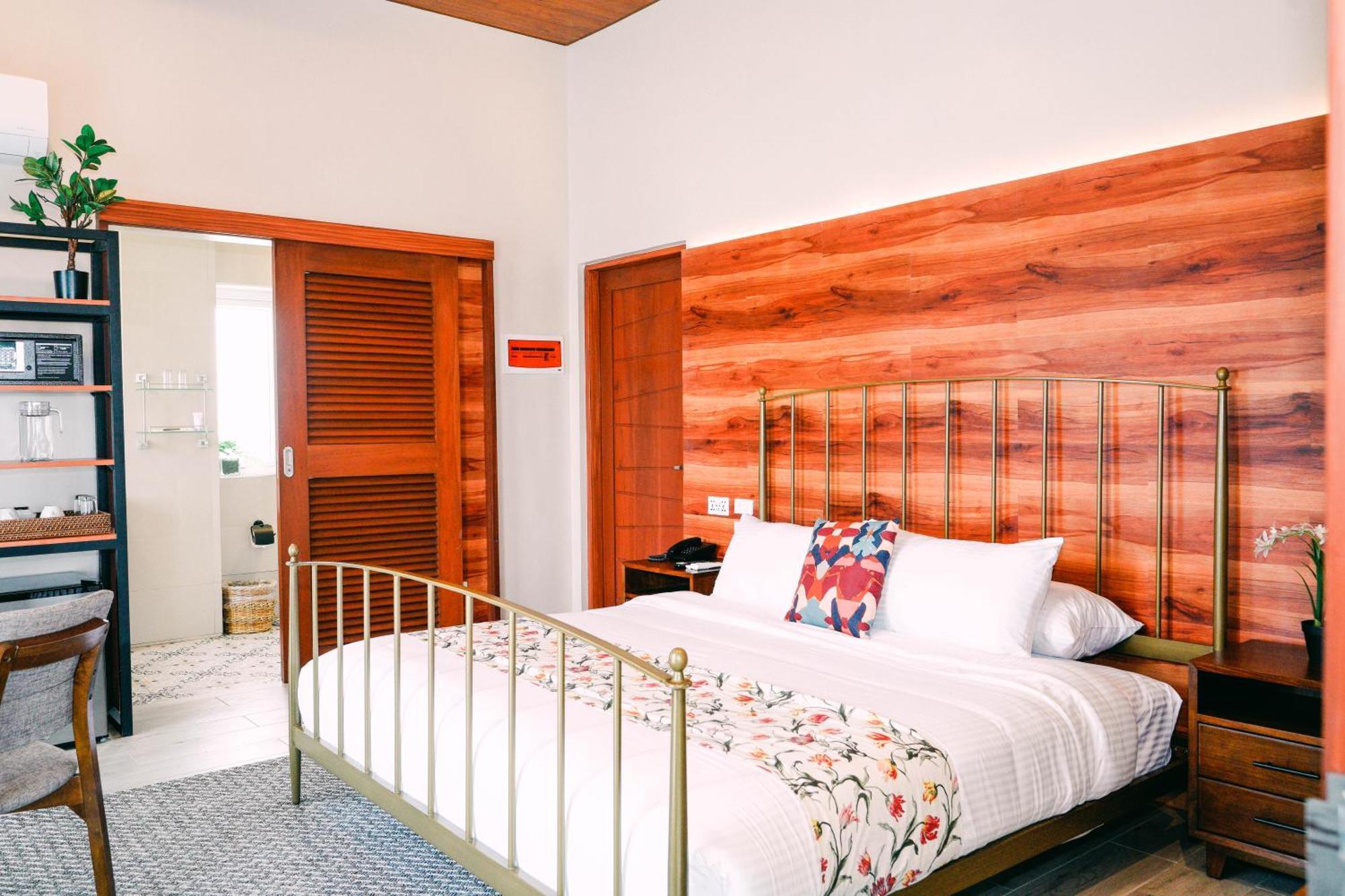 Hotel Kimberly Tagaytay Tagaytay City Buitenkant foto