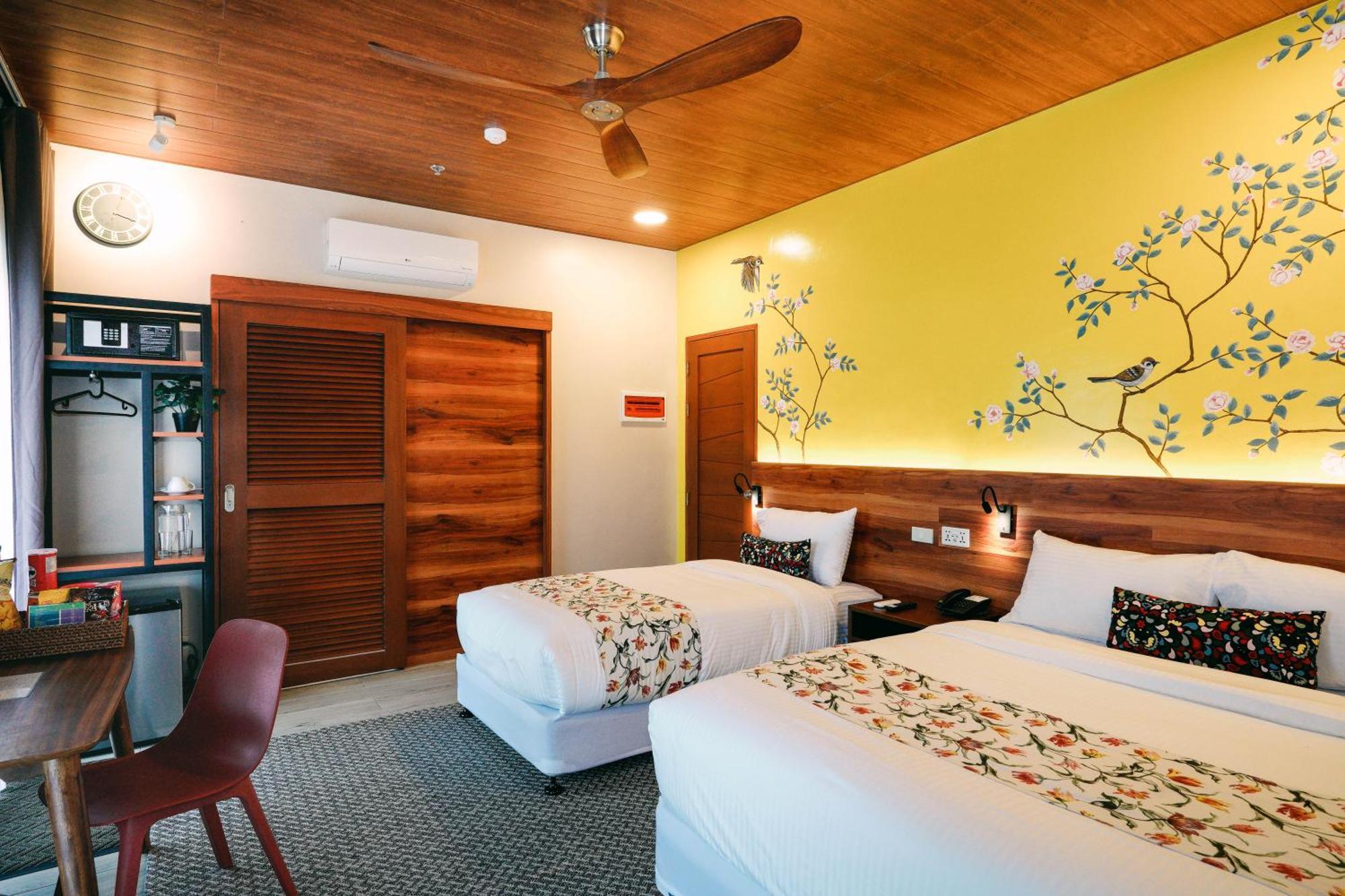 Hotel Kimberly Tagaytay Tagaytay City Buitenkant foto